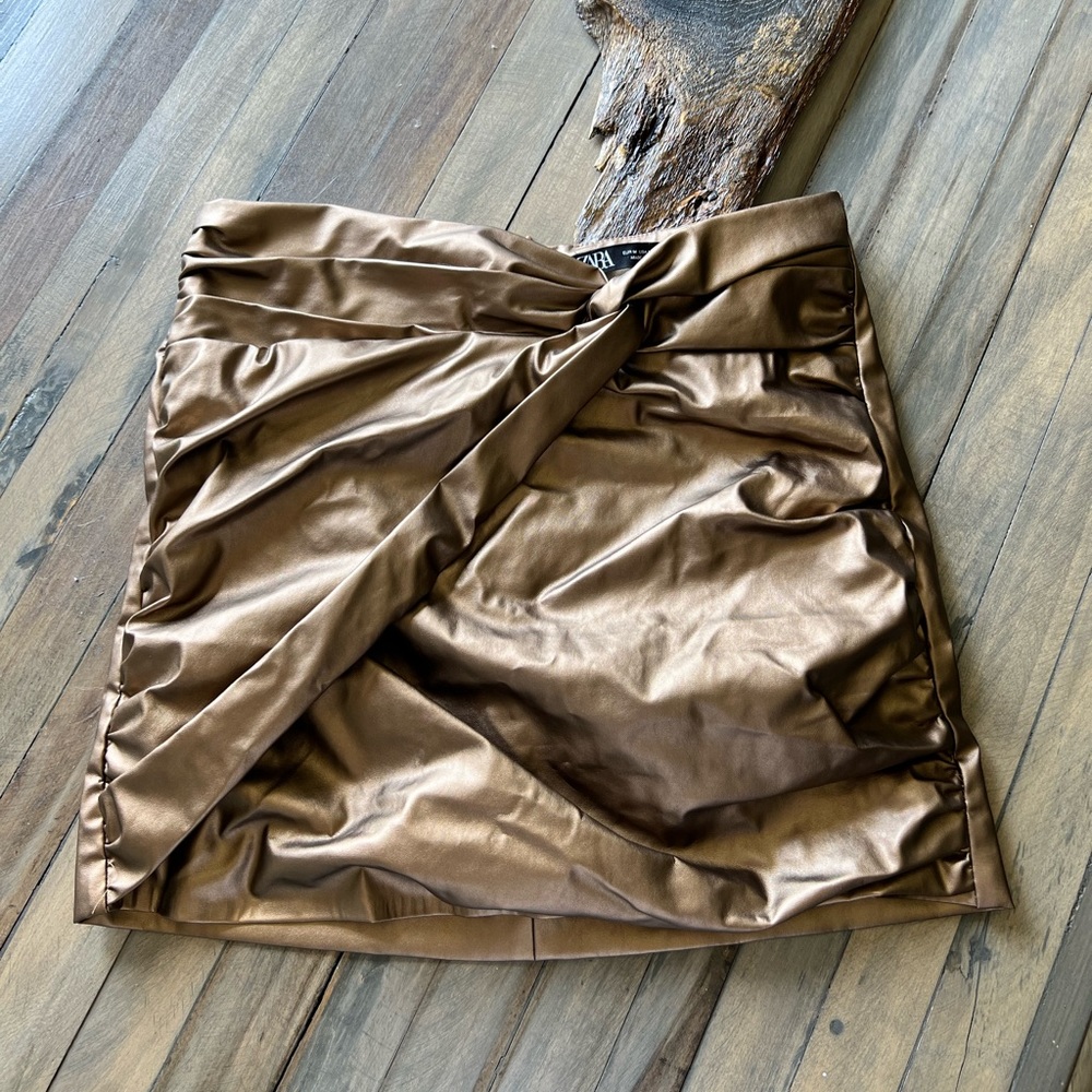 Faux leather miniskirt